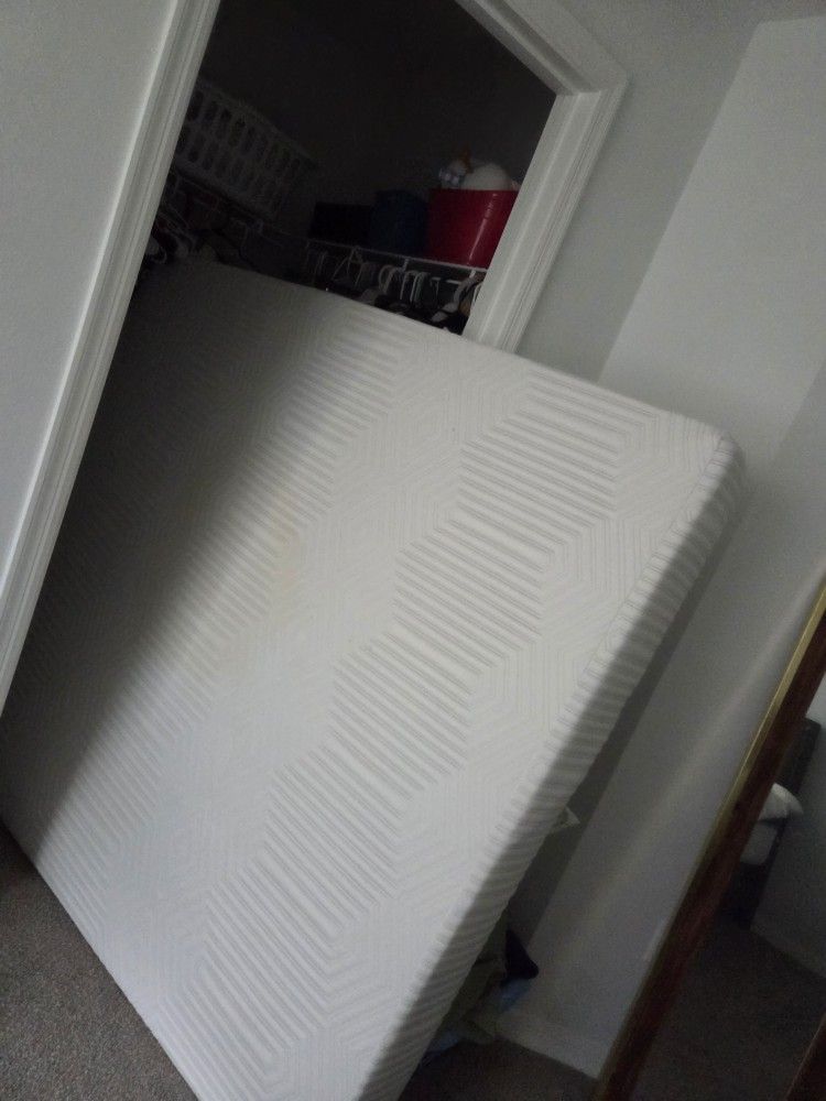 Free Full Size Mattress