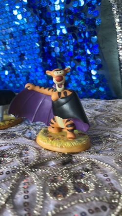 Disney Tigger Halloween Cape Figurine