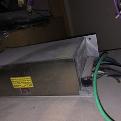 Power Supply Amplifier Epicenter Speakers 