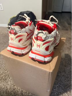 Balenciaga runners