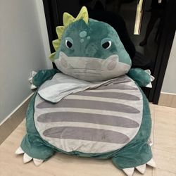 kids big floor cushion Is Brand New  My Baby He Only Use 3 Month 