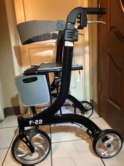 DRIVE ROLLATOR WALKER