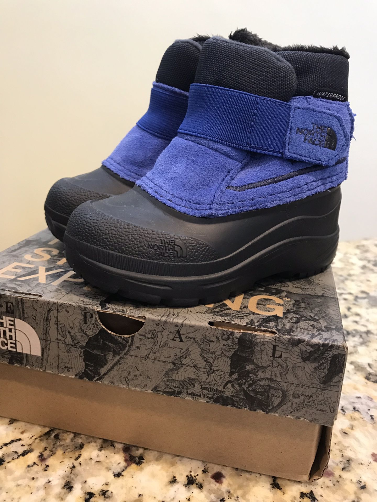 North Face Toddler Snow Boots - Size 6