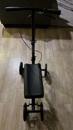 Knee scooter