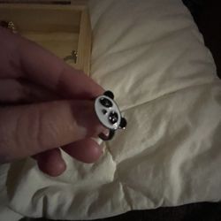 Women’s Panda Ring