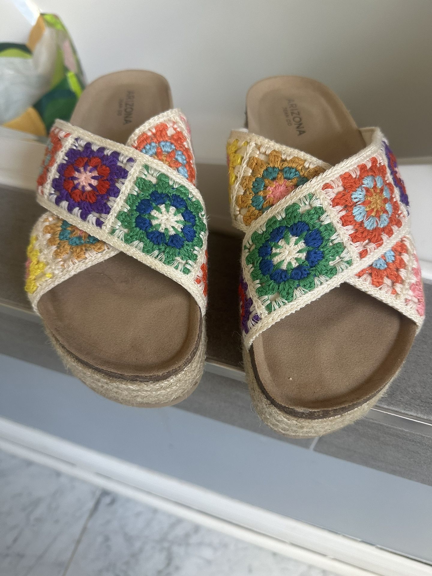 Womens Sandals Size 8