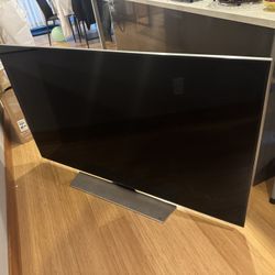 65’’ Samsung TV - No Remote