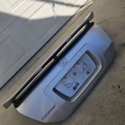 Honda Civic Trunk  With SI Spoiler Wing For2006 2011 Civic Coupe 2 Doors Silver Color in Great Condition 