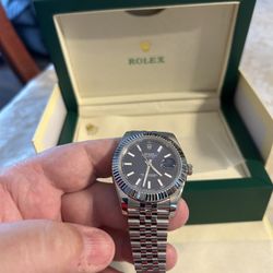 41 Mm Watch With Box 