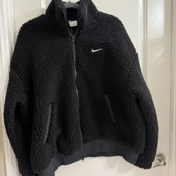 Nike Sherpa Jacket Women’s Large