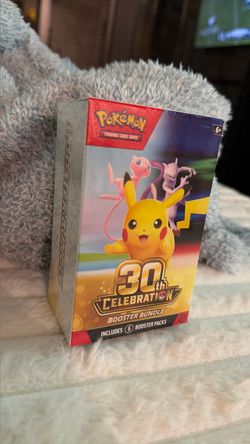 Pokémon 30th anniversary booster bundle