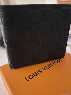Black L V new Cartera