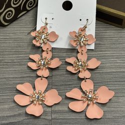 Colorful Linear Flower Earrings