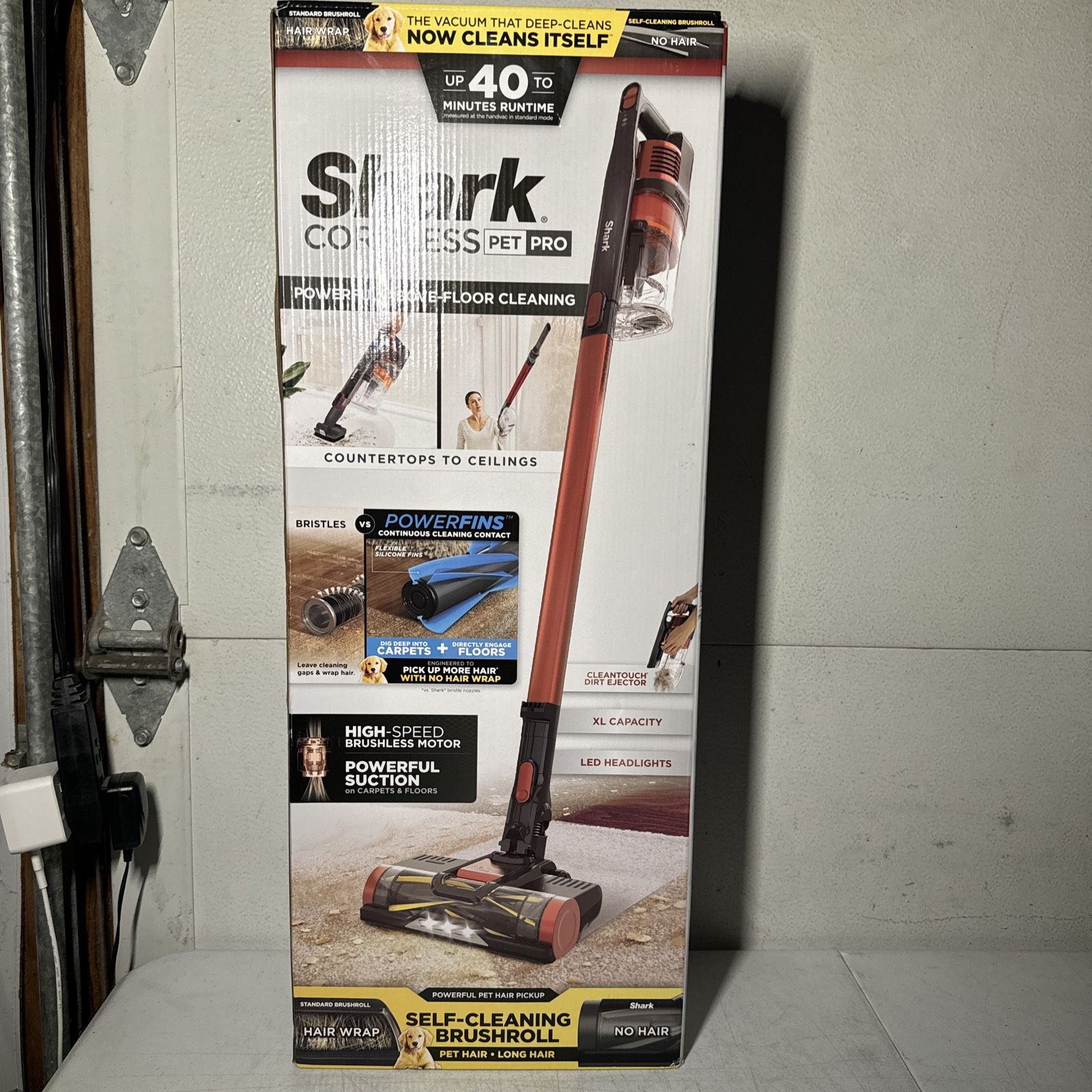 Shark Rocket IZ142 Impact Pet Pro Cordless Vacuum with Zero-M, Orange NEW