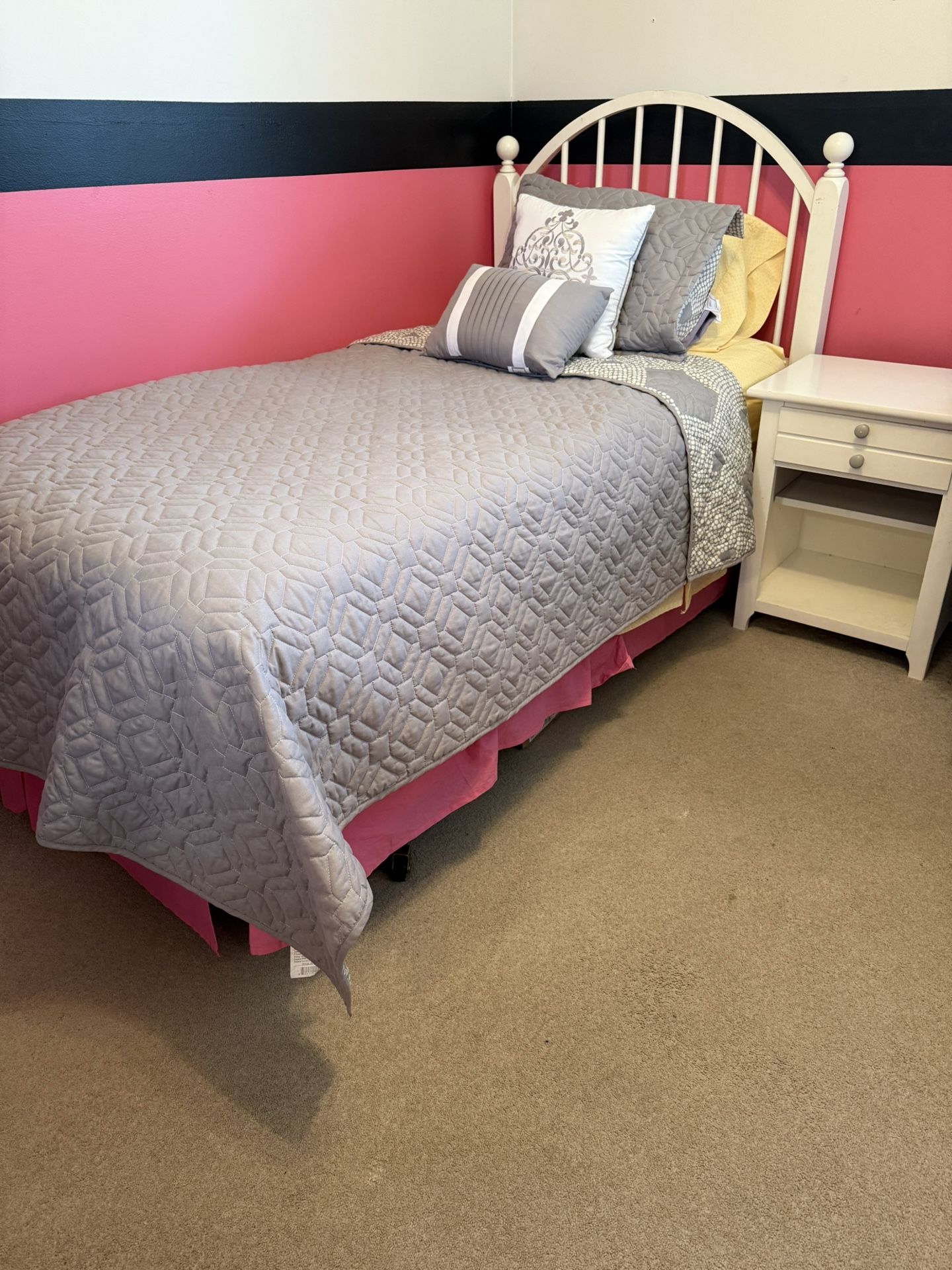 Girls Bedroom Set – Stanley Furniture – Twin Bed + More!