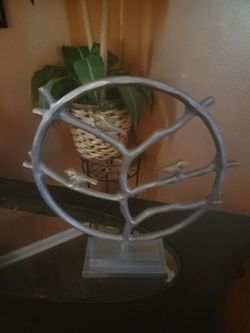 Metal Bird Tree Circle Sculpture Decor
