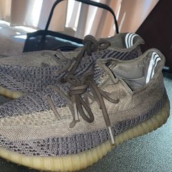 Yezzy 8.5 Used 80 open To Trade Offers