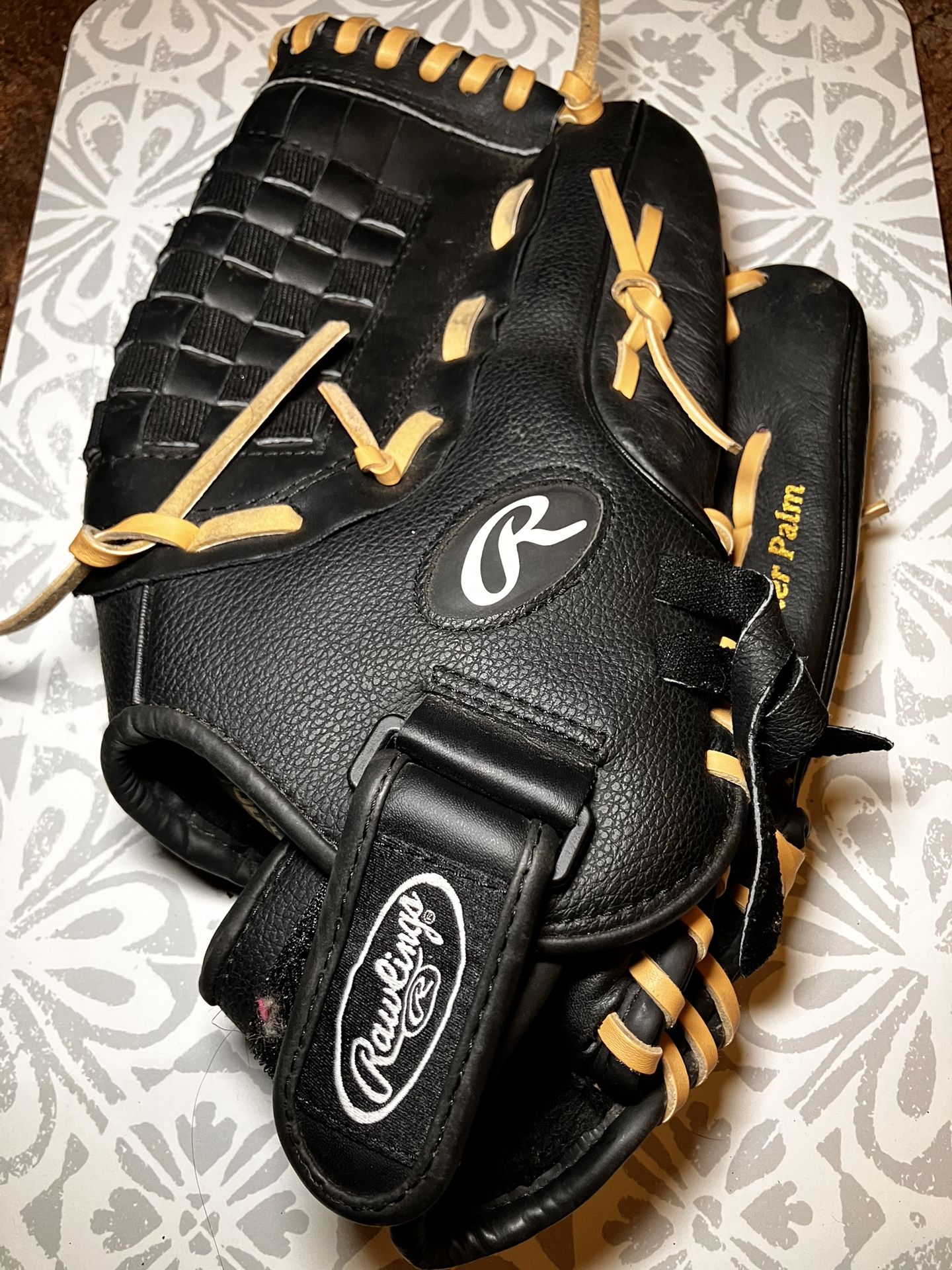 Rawlings RSB Softball Series Glove