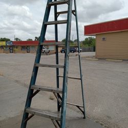 8 Ft Ladder