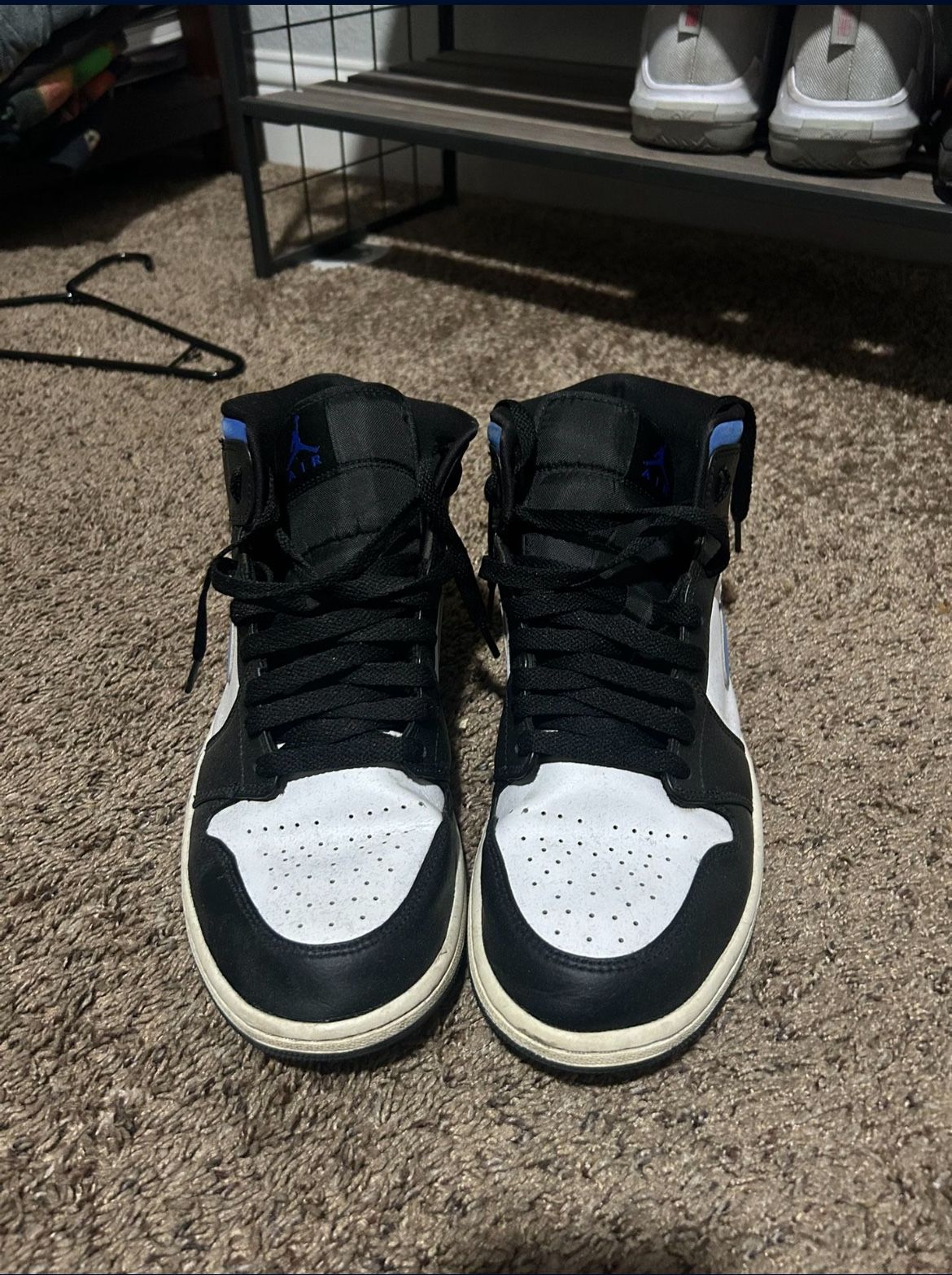 Jordan 1 Mid