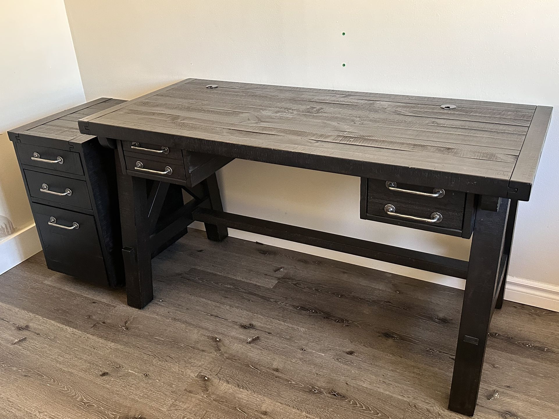 Rustic Wood Desk with Matching Rolling File Cabinet – Excellent Conditionl