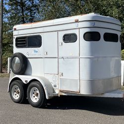 1986 Circle ⭕️ J 2 Horse Trailer Livestock 