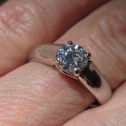 Tolkowsky Diamond 4-prong Solitaire engagement ring