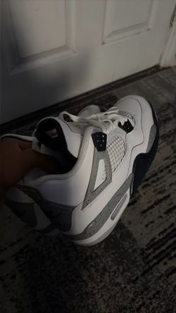 Jordan 4