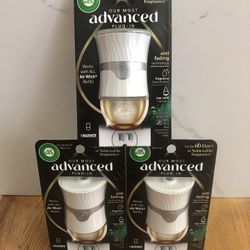 NEW Air Wick Advanced Plug-Ins Warmer (no oils) All for $10