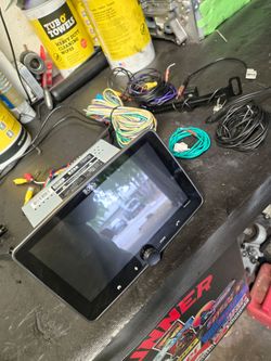 Boss Bluetooth Radio applecar play and more complete
