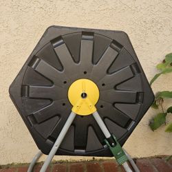 18.5 Gallon Compost Bin by Miracle Grow