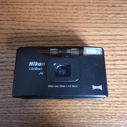 VTG Nikon Lite Touch AF Camera Lens 28mm 1: 3.5 Macro Film Panorama
