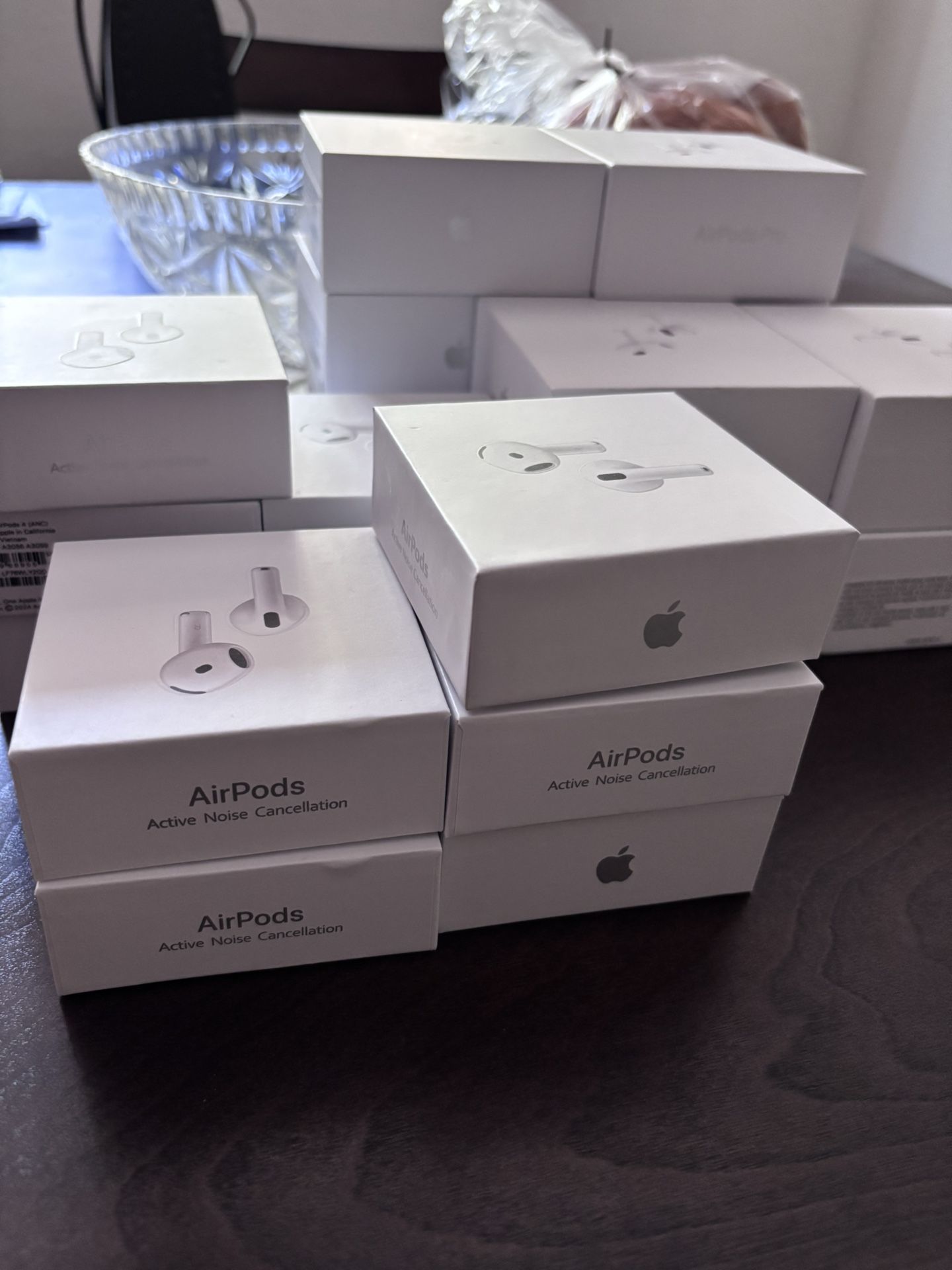 AirPods 4 With ANC