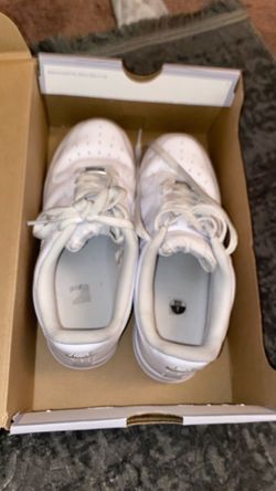 NIKE AIR FORCE 1 ‘07  SIZE 7 men