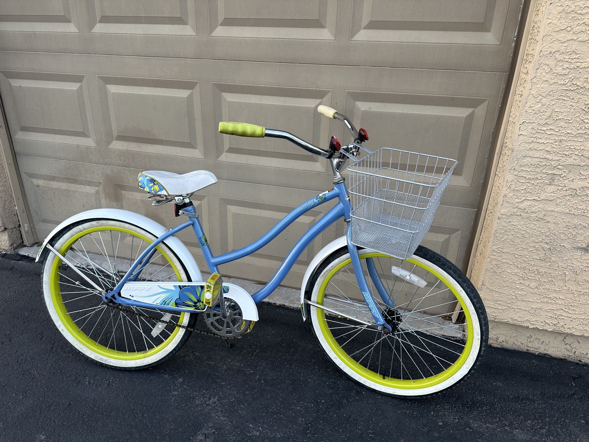 Huffy Cranbrook Women's Cruiser Bike, Blue Lime Green, 24-inch