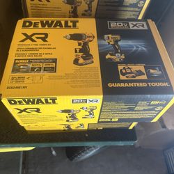 DEWALT 20V MAX XR HD-Impact Kit with 2 Batteries, Charger and Tool Bag DCK249E1M1