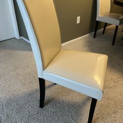 6 Dining chairs in perfect condition