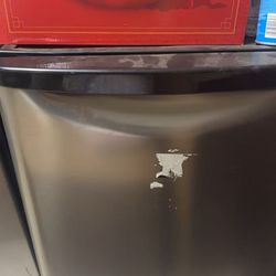 Mini refrigerator 50 dollars cash