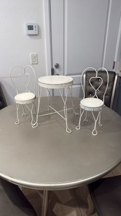 Vintage 3 Piece Iron Doll Furniture Set Heart Shaped