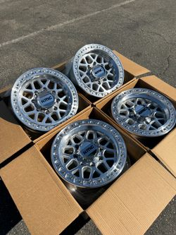 KMC KM549 GRS 8x180 17” Machined Wheels GMC CHEVY HD