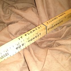"It Floats! Fishing Knife"