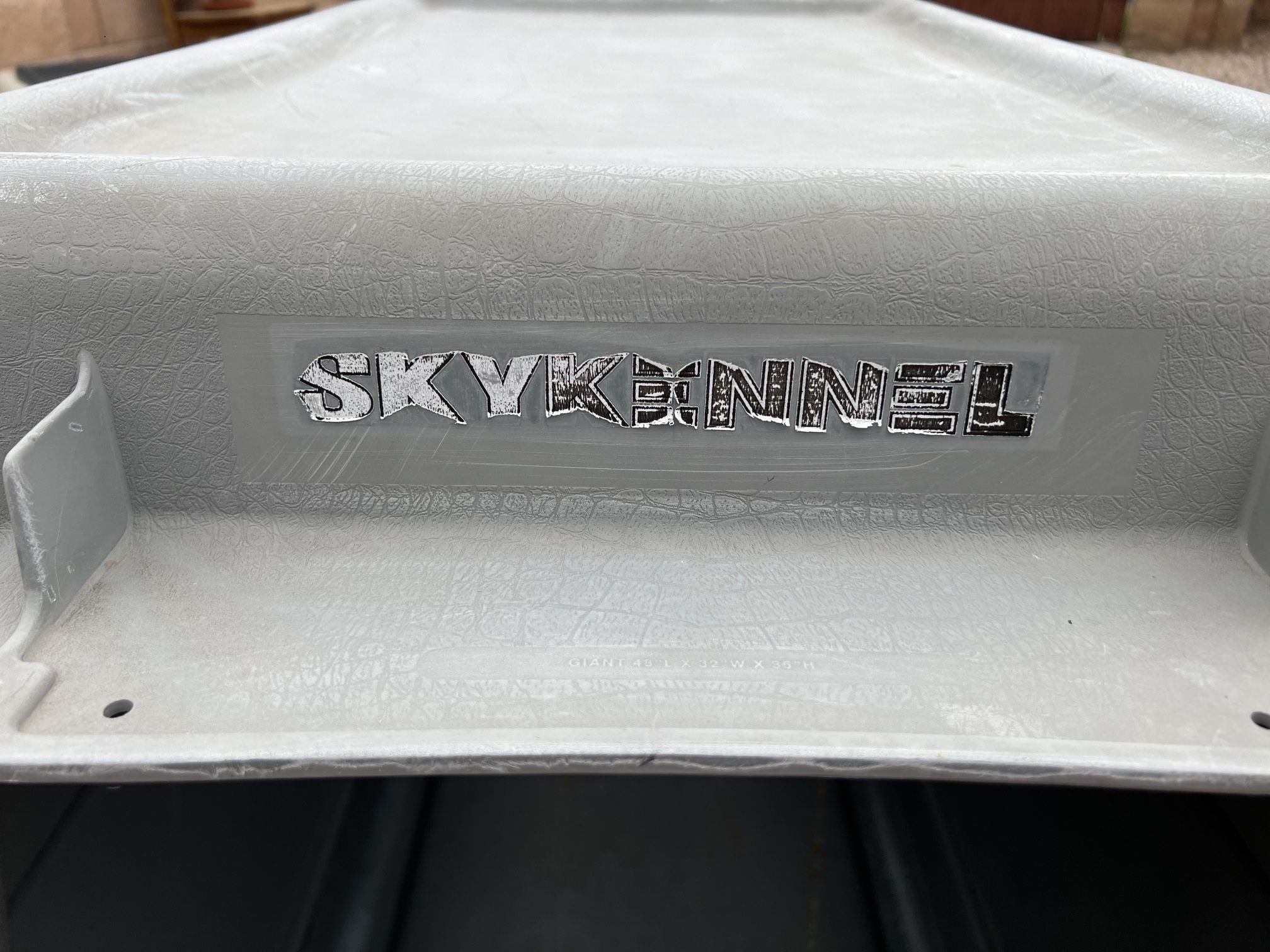 Sky kennel crate- IATA COMPLIANT