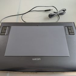 Intuos 3 PTZ-631W Wacom Graphics Tablet With Wacom Mouse