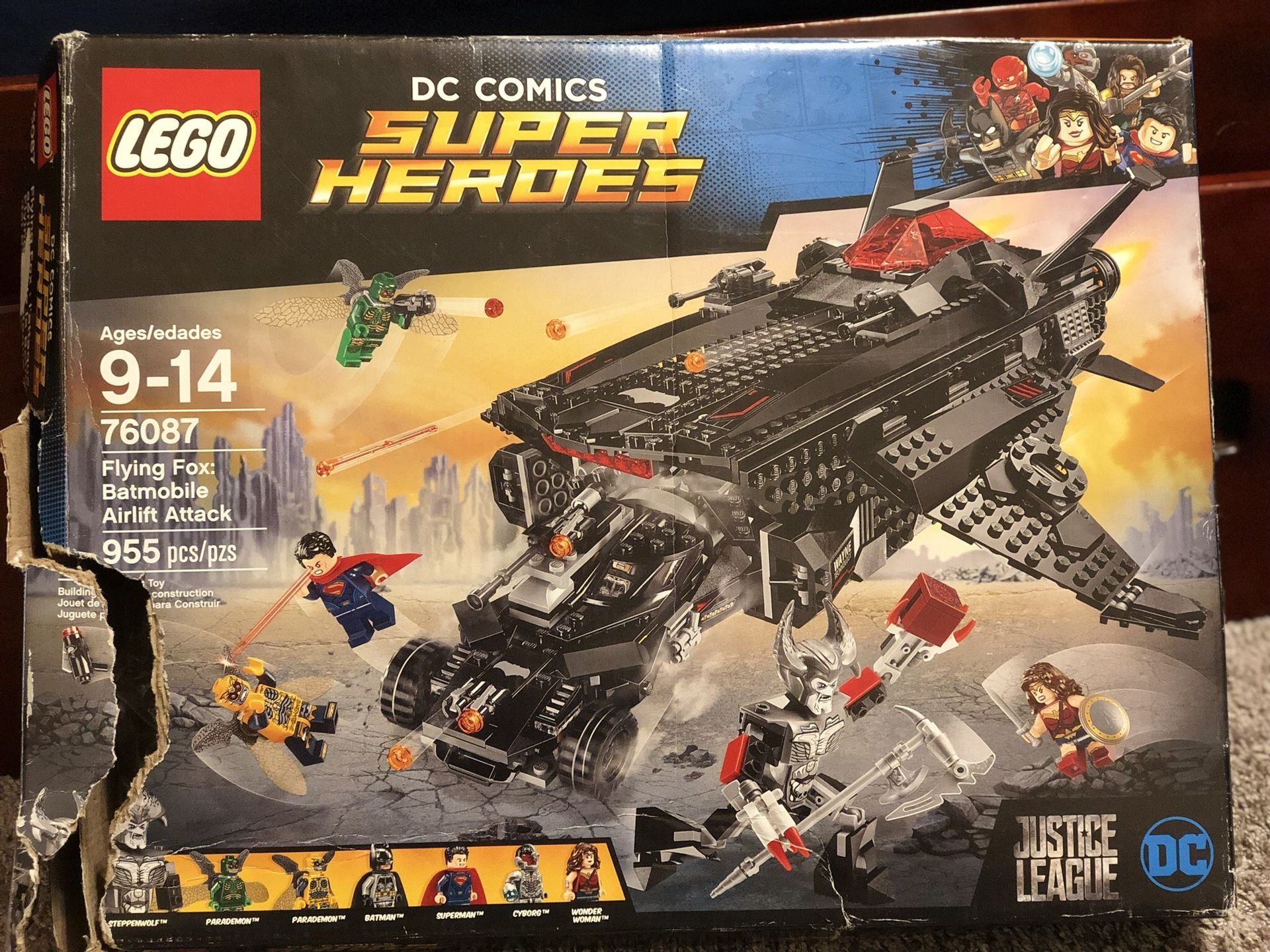 Lego DC Comics Super Heroes Flying Fox Batmobile Airlift Attack 76087 NEW Complete & Bags Sealed