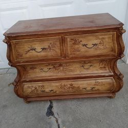 Free Dresser