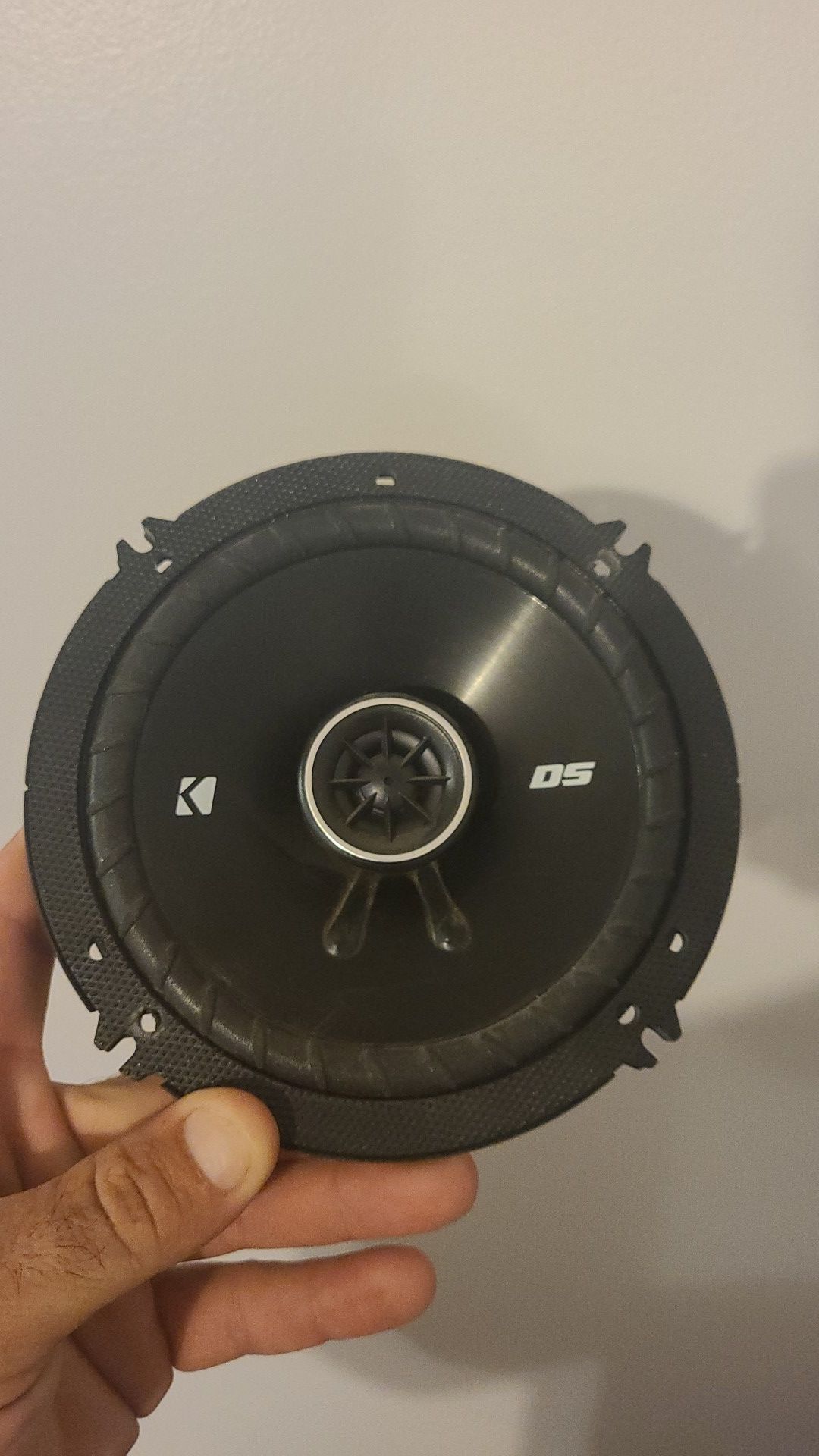 6.5 inch door speakers. Kicker dsc650 (4)