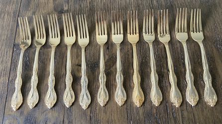 International Silver San Marcos Gold Electroplate Flatware Set 65 pc Vintage