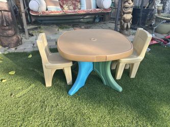 Step2 Table With 2 Chairs