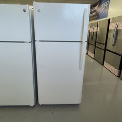 Used Kenmore 30” Top Freezer Refrigerator / 3 Months Warranty