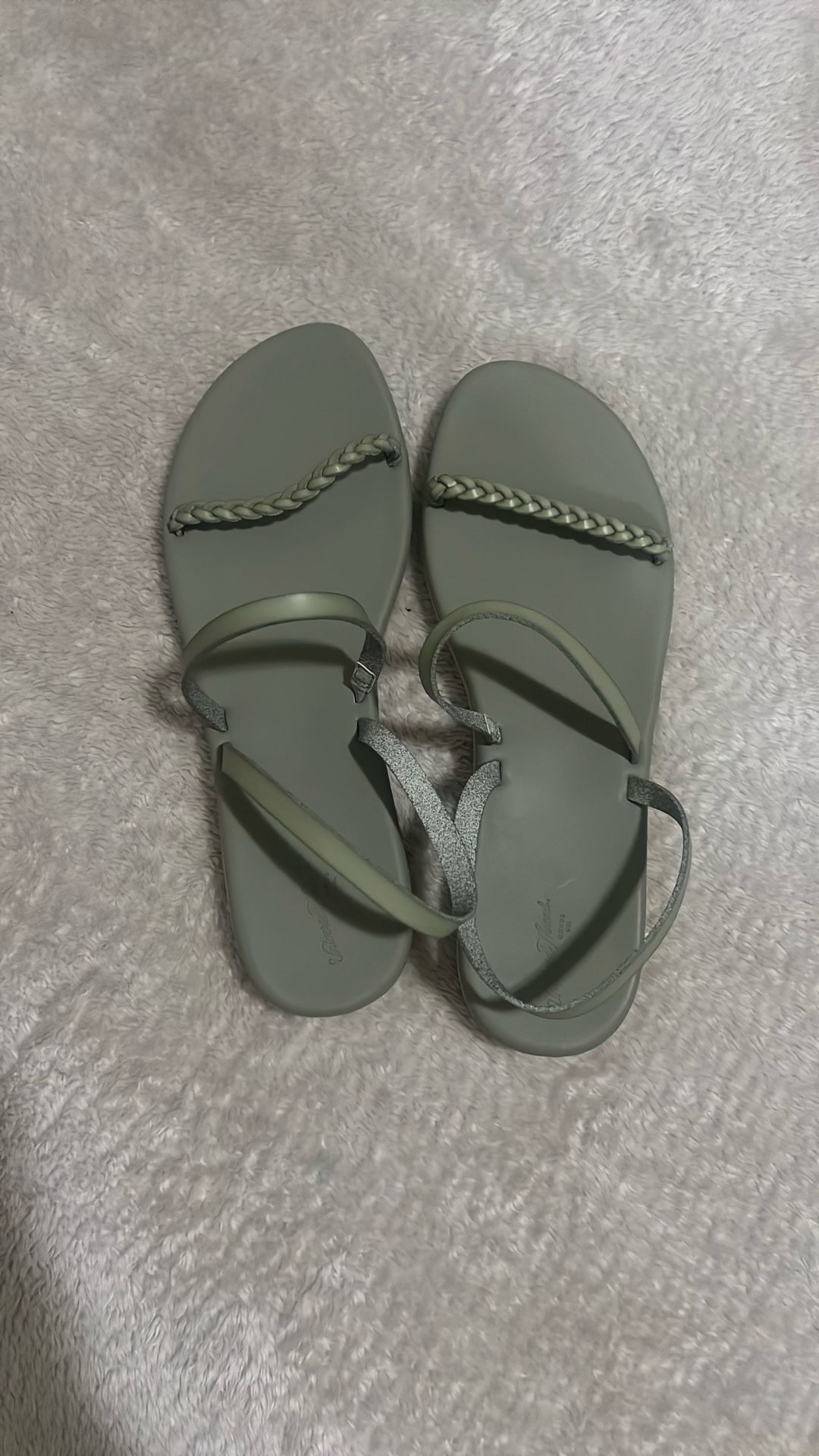 Green Universal Tread Sandals